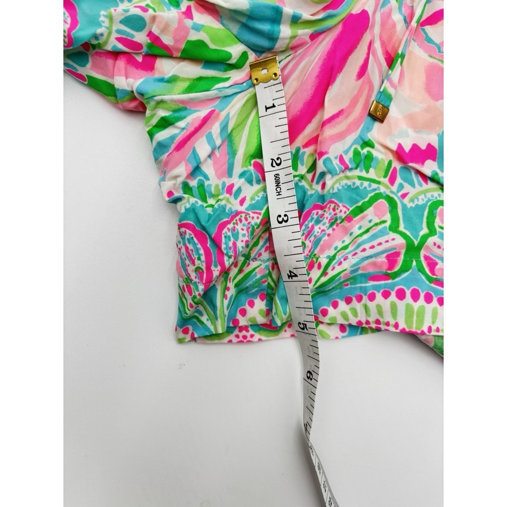 Lilly Pulitzer XL Ruffle Hem Shorts Pink Green Blue Tropical Rayon Pull On - Picture 10 of 10